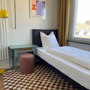 Hostel Weltempfänger